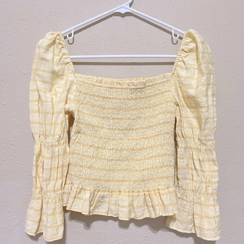 Pretty Yellow Dressy Casual Shirt!! size extra small!
